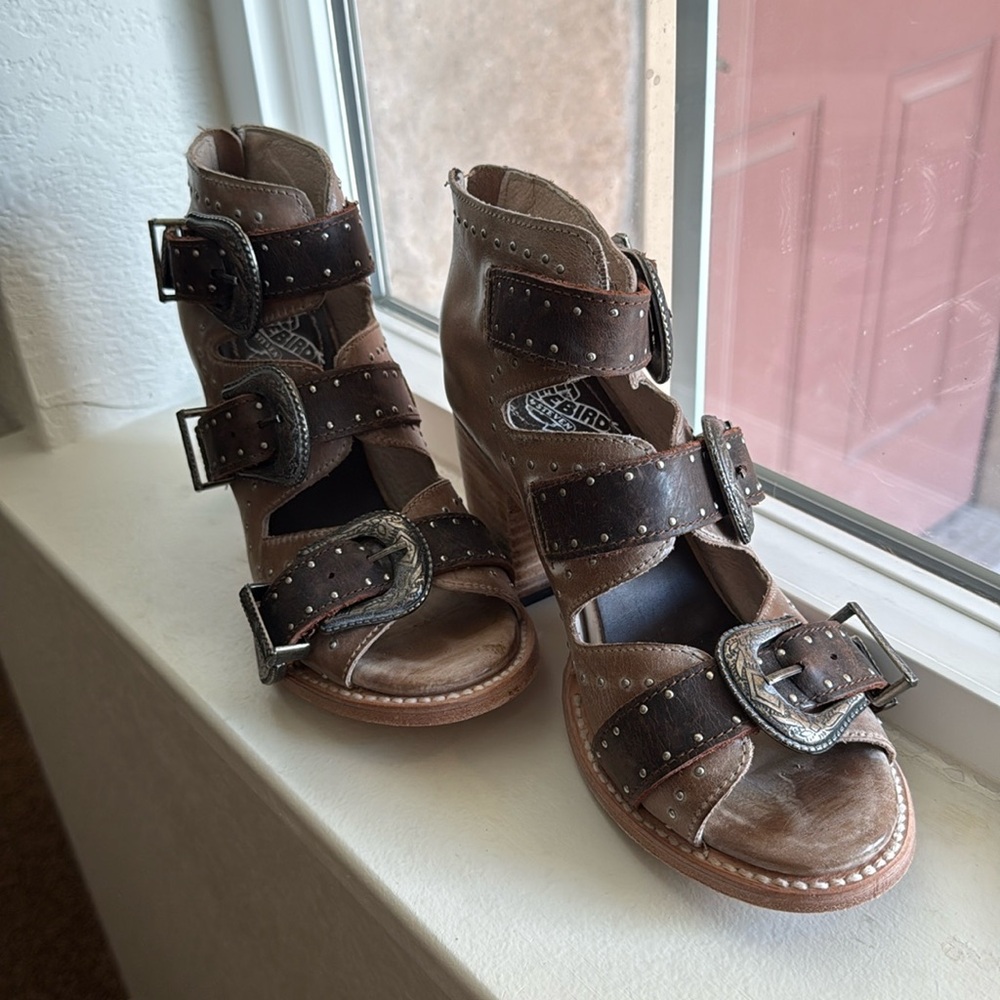 Freebird Violet size 8